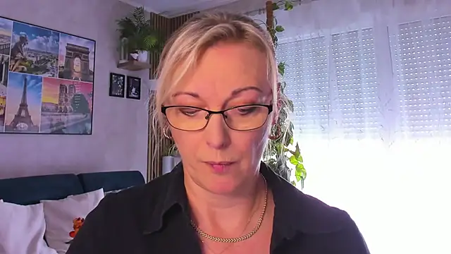 vanessa chat online show from 09/09/25, 01:21