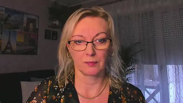 vanessa chat online show from 11/26/25, 02:29