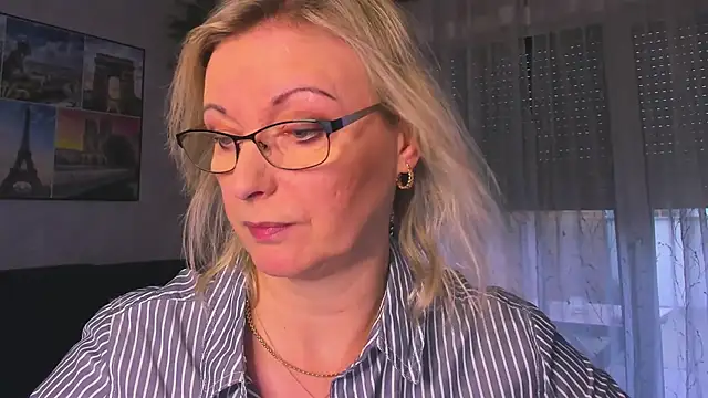 vanessa chat online show from 02/18/26, 03:52