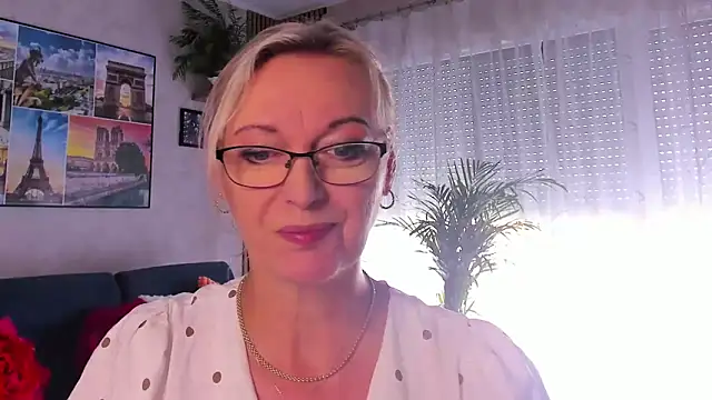Snapshot of vanessa_chat chatting on 06/18/26, 01:59 vanessa chat online show from 06/18/26, 01:59