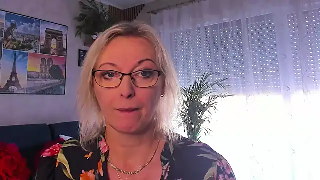 vanessa chat online show from 06/23/26, 01:31