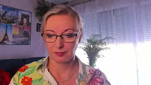 vanessa chat online show from 06/24/26, 01:54