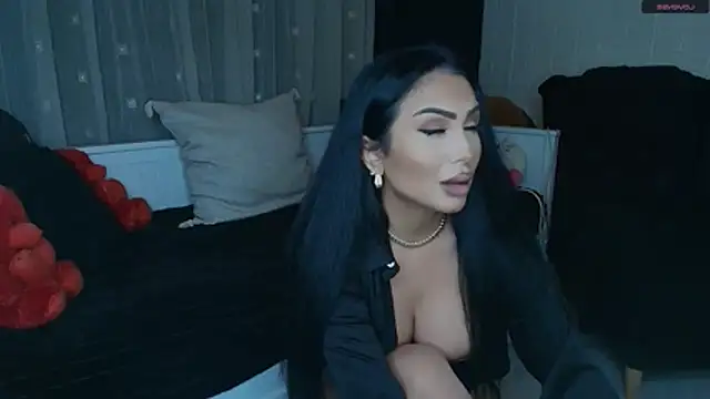 Snapshot of mistress_meryem chatting on 07/07/26, 10:47 mistress meryem online show from 07/07/26, 10:47