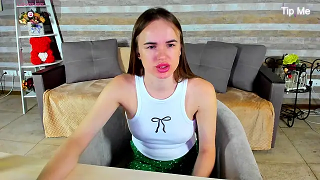 SusanSmit online show from 10/30/25, 07:03