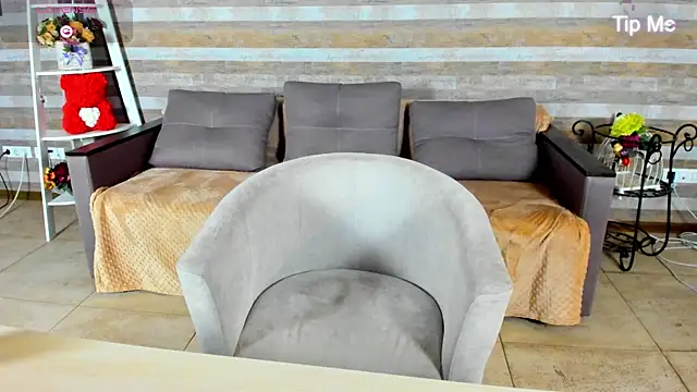 SusanSmit online show from 11/07/25, 07:03