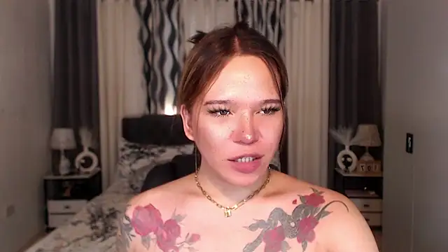 Evalyn Shemale online show from 01/07/26, 03:42