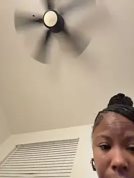 Snapshot of NaomiLust90 chatting on 02/06/26, 09:23 NaomiLust90 online show from 02/06/26, 09:23