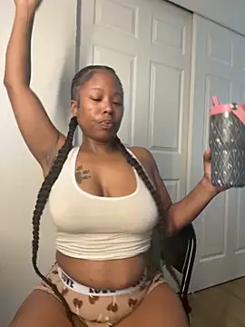 Snapshot of NaomiLust90 chatting on 03/13/26, 01:12 NaomiLust90 online show from 03/13/26, 01:12