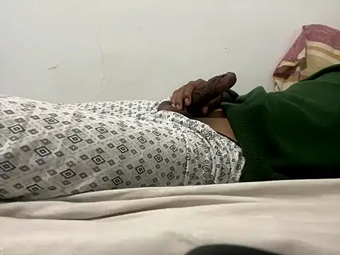 chicosexhot25 online show from 12/15/24, 02:30