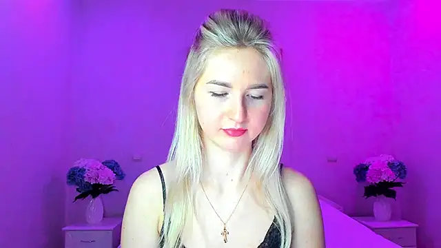 AnnaCarrera online show from 12/08/24, 10:36