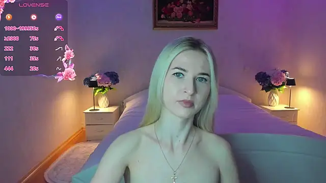 AnnaCarrera online show from 06/17/26, 08:10