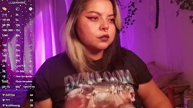 Satyn doll online show from 01/05/25, 12:31