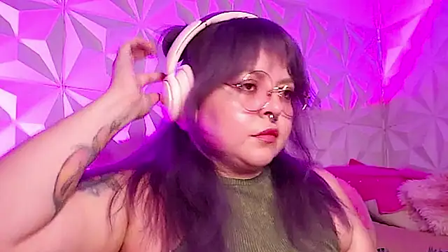 Satyn doll online show from 10/22/25, 02:23