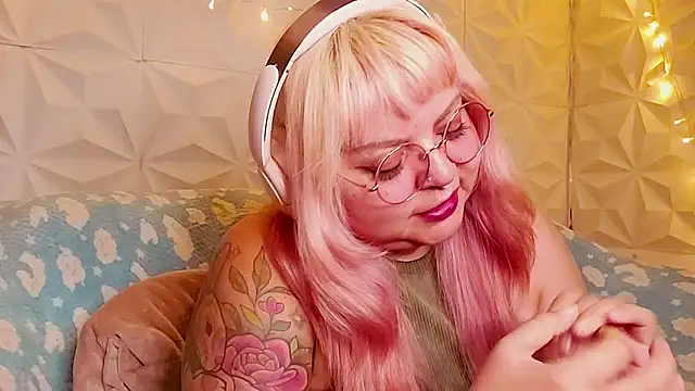 Satyn doll online show from 06/10/26, 11:35