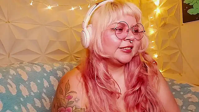Satyn doll online show from 06/17/26, 12:02