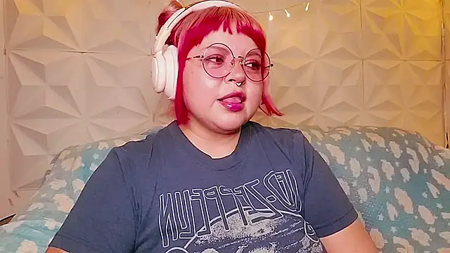 Satyn doll online show from 06/19/26, 10:24