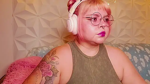 Satyn doll online show from 06/26/26, 10:47