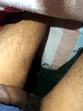 Snapshot of indianguy21 chatting on 01/18/25, 08:09 indianguy21 online show from 01/18/25, 08:09