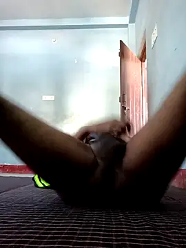 Snapshot of indianguy21 chatting on 03/04/25, 06:04 indianguy21 online show from 03/04/25, 06:04