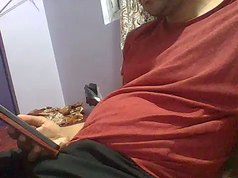 Snapshot of indianguy21 chatting on 04/12/26, 04:56 indianguy21 online show from 04/12/26, 04:56