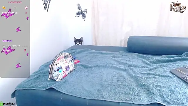 karen sofia  online show from 09/30/25, 08:14