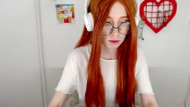 Snapshot of _Hanna_Moon_ chatting on 07/05/26, 12:45 Hanna Moon online show from 07/05/26, 12:45