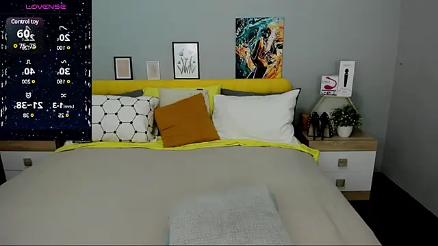 BabeLessi online show from 01/10/25, 10:57