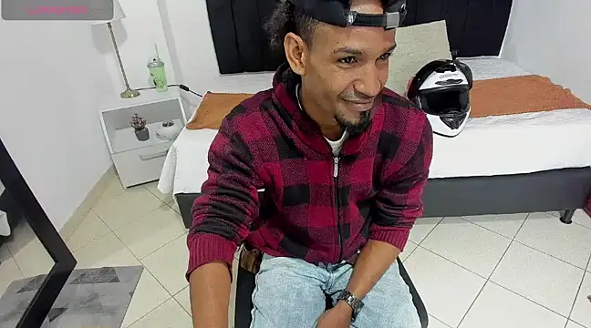 Snapshot of anhtony_wayans chatting on 12/10/24, 11:51 anhtony wayans online show from 12/10/24, 11:51