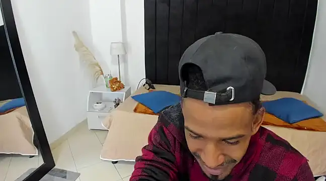 Snapshot of anhtony_wayans chatting on 02/19/25, 11:46 anhtony wayans online show from 02/19/25, 11:46