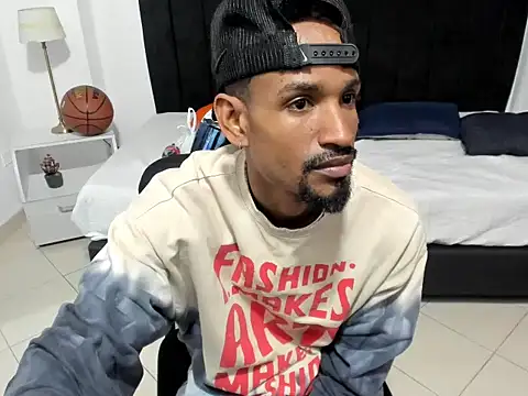 Snapshot of anhtony_wayans chatting on 10/03/25, 12:29 anhtony wayans online show from 10/03/25, 12:29