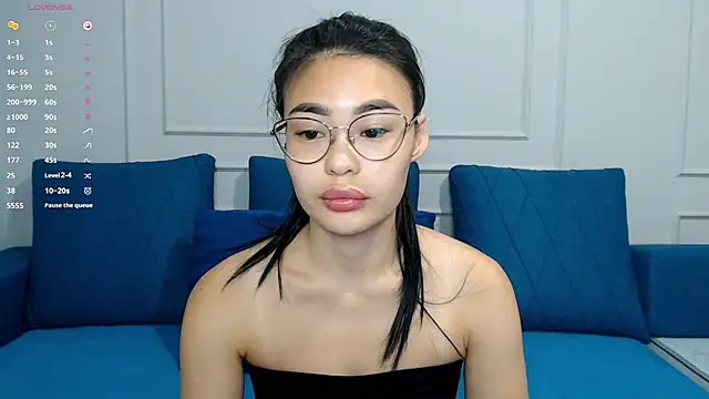 Snapshot of kwana_colada chatting on 10/07/25, 01:30 kwana colada online show from 10/07/25, 01:30