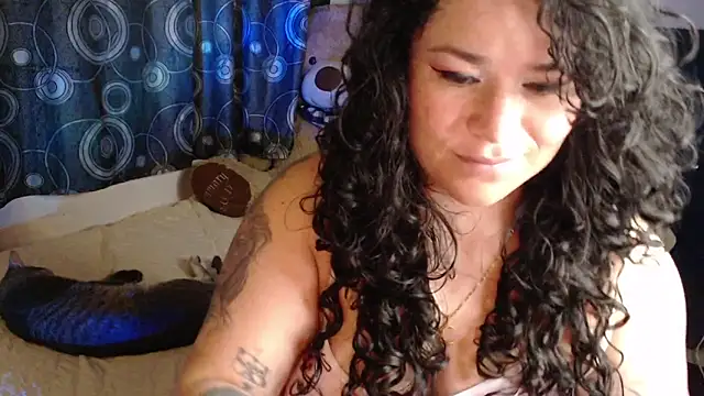ANGELIQUE KLANE online show from 05/08/26, 04:23
