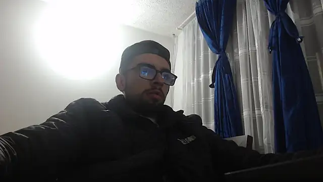 Snapshot of fvckolombianguyy chatting on 02/07/25, 01:36 fvckolombianguyy online show from 02/07/25, 01:36