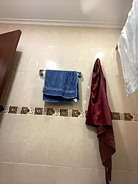 Fancyxlove online show from 11/04/25, 12:37