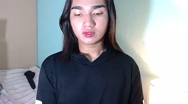 Snapshot of CasandraDiaz chatting on 02/21/25, 03:01 CasandraDiaz online show from 02/21/25, 03:01