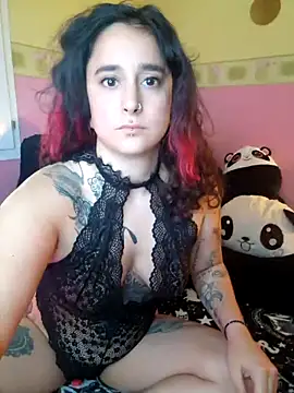 Snapshot of midnaxsg chatting on 10/22/25, 08:47 midnaxsg online show from 10/22/25, 08:47