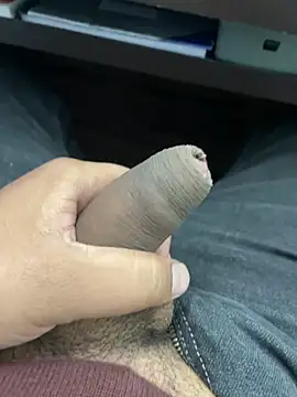 Snapshot of kavilv69fuck chatting on 12/23/24, 10:42 kavilv69fuck online show from 12/23/24, 10:42