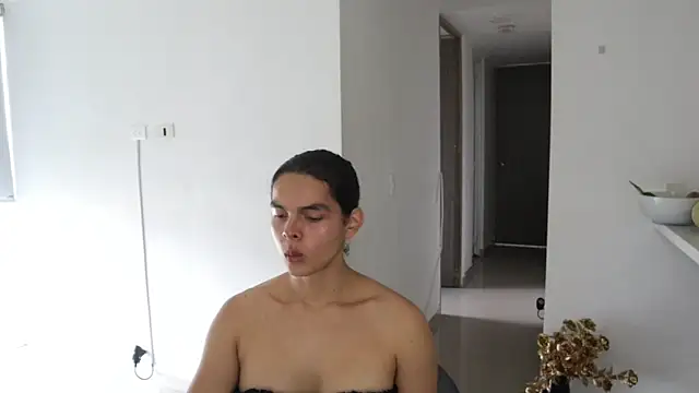  Vahos  online show from 03/03/25, 06:12