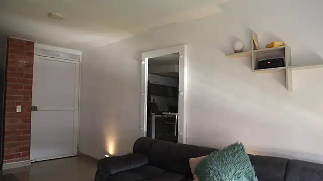  Vahos  online show from 09/25/25, 05:16