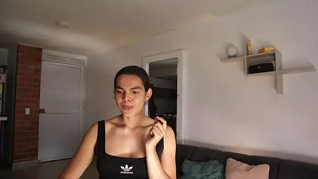  Vahos  online show from 10/23/25, 05:33