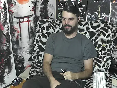 Snapshot of 00george chatting on 12/04/25, 04:11 00george online show from 12/04/25, 04:11