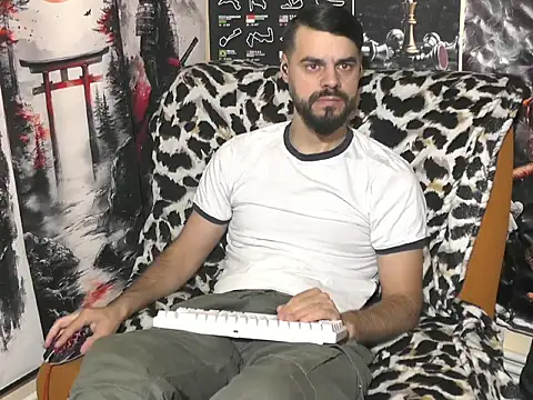 Snapshot of 00george chatting on 12/15/25, 07:56 00george online show from 12/15/25, 07:56