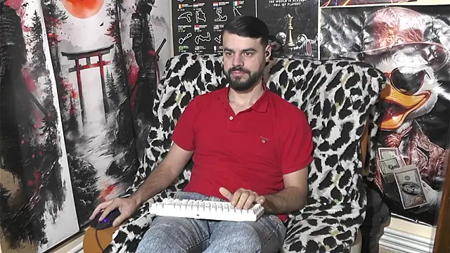 Snapshot of 00george chatting on 02/04/26, 06:30 00george online show from 02/04/26, 06:30