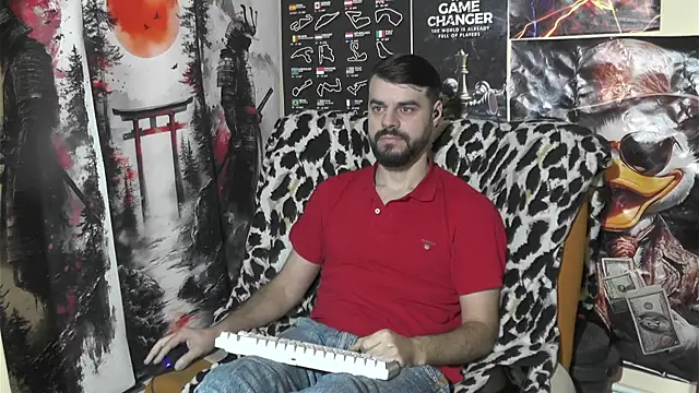 Snapshot of 00george chatting on 02/05/26, 07:46 00george online show from 02/05/26, 07:46