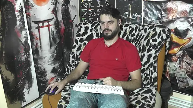 Snapshot of 00george chatting on 02/15/26, 04:47 00george online show from 02/15/26, 04:47