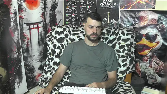 Snapshot of 00george chatting on 04/16/26, 06:30 00george online show from 04/16/26, 06:30