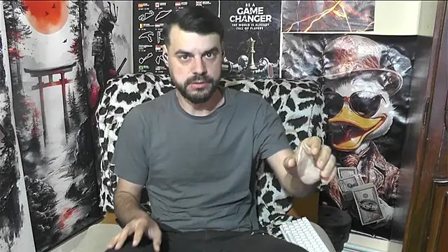 Snapshot of 00george chatting on 04/18/26, 04:49 00george online show from 04/18/26, 04:49