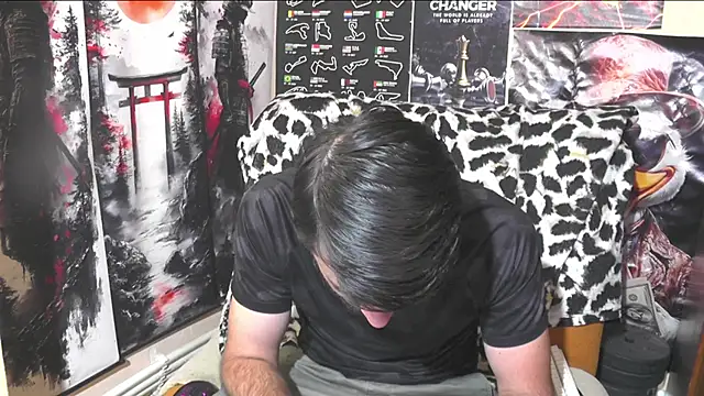 Snapshot of 00george chatting on 05/16/26, 10:36 00george online show from 05/16/26, 10:36