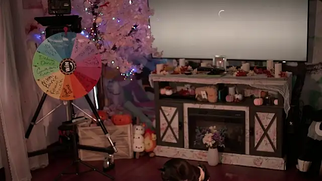 Snapshot of Nikki_Torres chatting on 11/18/25, 07:18 Nikki Torres online show from 11/18/25, 07:18