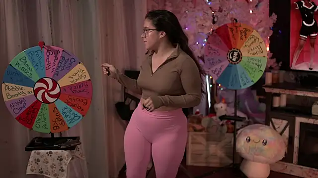 Snapshot of Nikki_Torres chatting on 01/15/26, 04:50 Nikki Torres online show from 01/15/26, 04:50